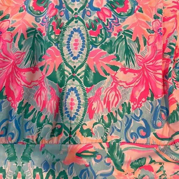 Lilly Pulitzer top brand new with tags on it. - Picture 4 of 7